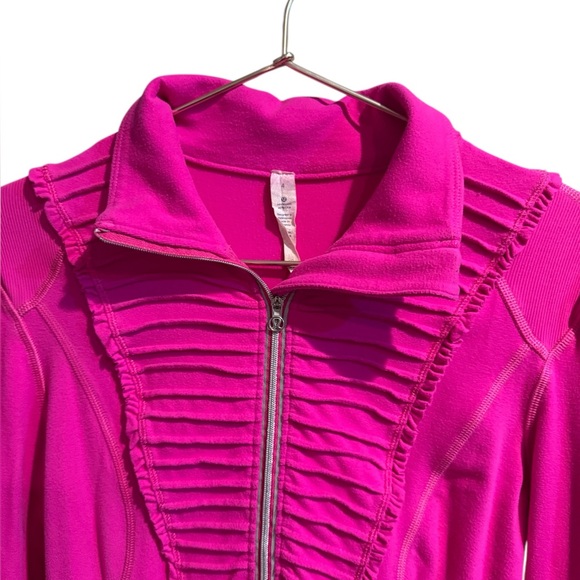 Lululemon Run: Your Heart Out Size 4 Pullover. Paris Pink. Lulu Fanatics - Picture 3 of 5